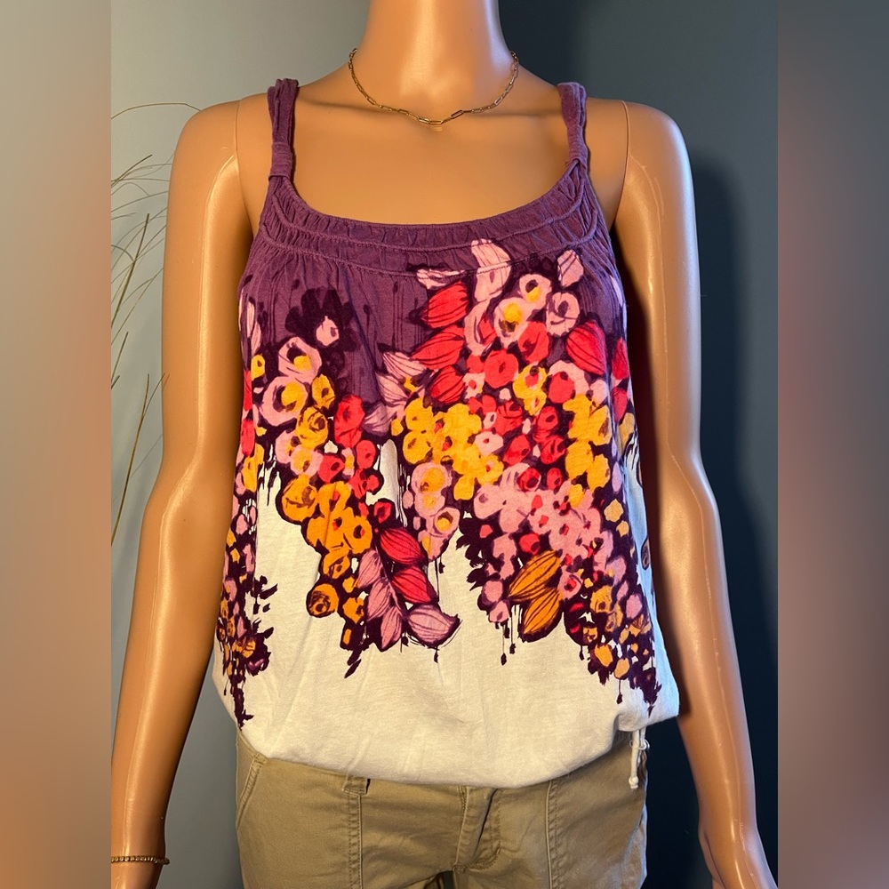 American Eagle Tank with adjustable drawstring bottom